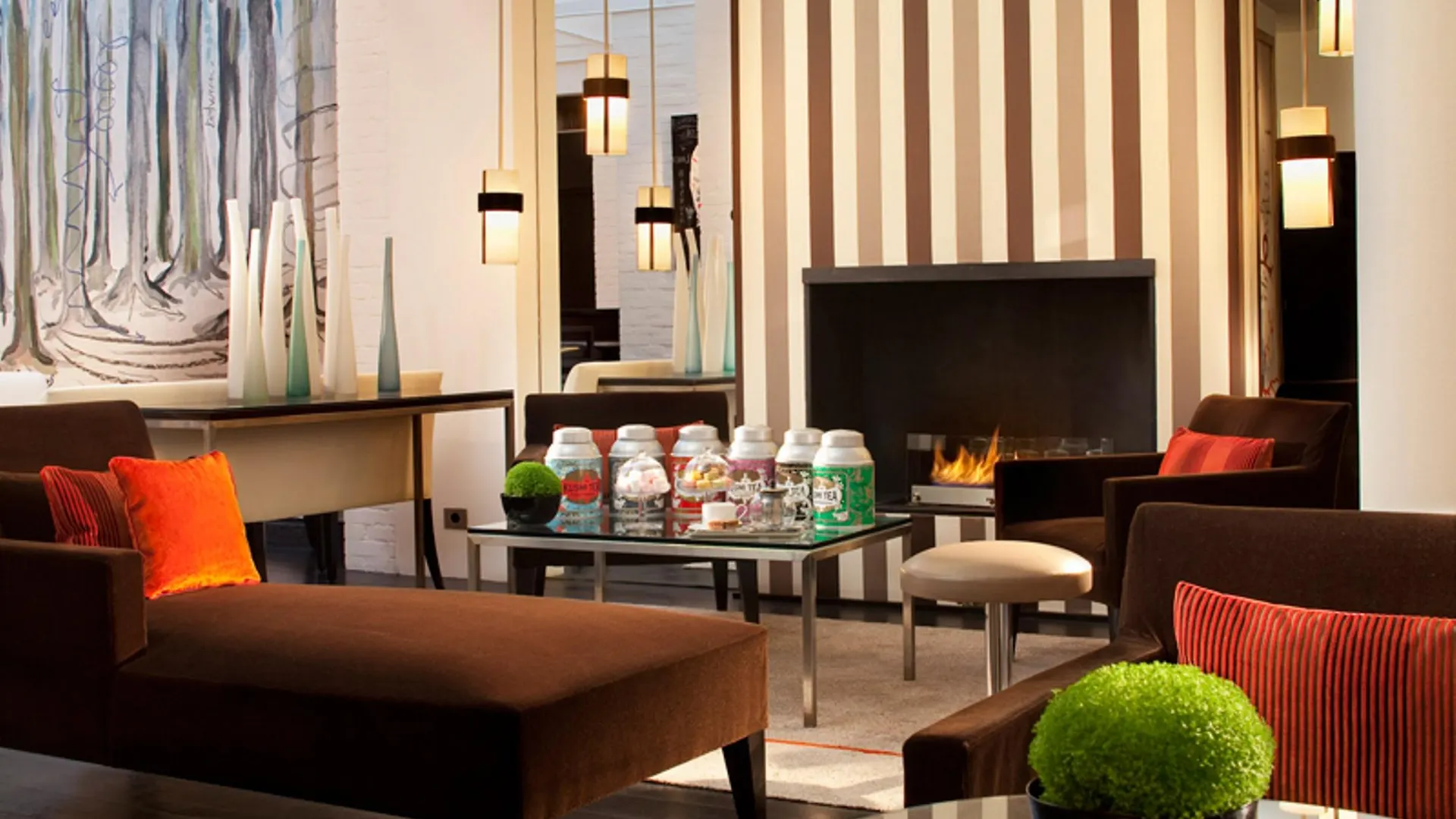 Le A Hotel