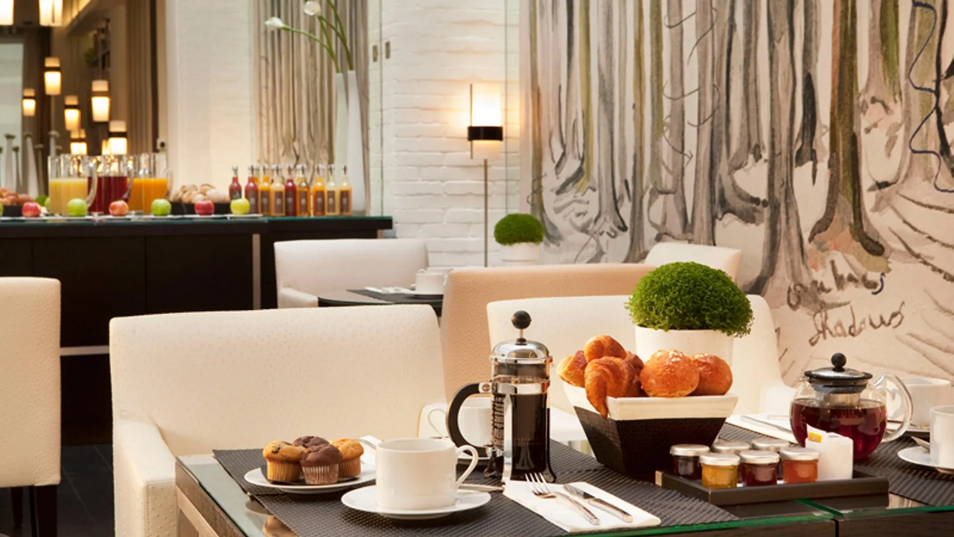 Le A 4* Paris
