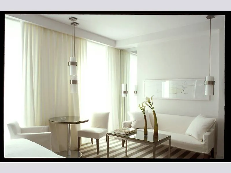 Hotel Le A