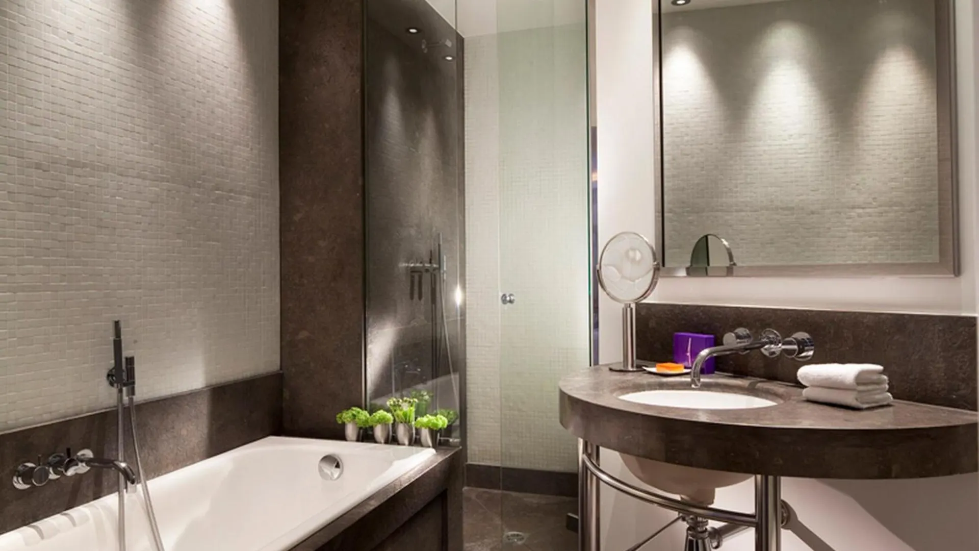 Hotel Le A 4*